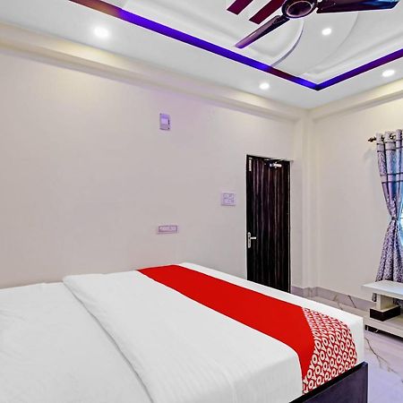 Oyo 86602 Hotel Dream Palace Καλκούτα Εξωτερικό φωτογραφία